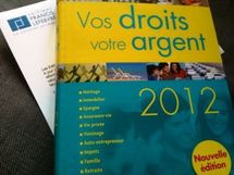 "Vos droits votre argent 2012" (éditions F. LEFEBVRE) : un ouvrage grand public qui en apprend beaucoup ! Un indispensable... même pour les professionnels et les étudiants. "Vos droits votre argent 2012" (éditions F. LEFEBVRE) : un ouvrage grand public qui en apprend beaucoup ! Un indispensable... même pour les professionnels et les étudiants.