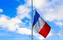 Que l'Etat paye ses profs, ses "soignants" et sa police, s'il veut maintenir la République ! Que l'Etat paye ses profs, ses "soignants" et sa police, s'il veut maintenir la République !