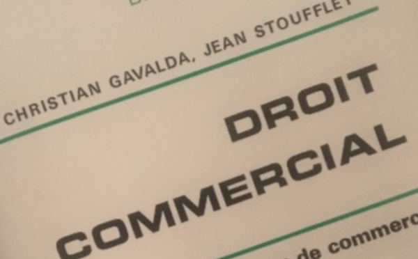 Bref retour sur les titres négociables, mécanisme de transfert civil et commercial : "tous les contrats peuvent devenir endossables" (Gavalda et Stoufflet)